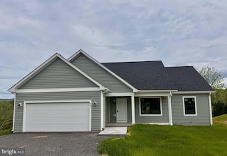 903 Point Dr, Petersburg, WV 26847
