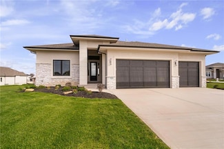 11263 S Gleason Rd, Olathe, KS 66061