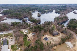 185 Kimball Rd, Amesbury, MA 01913