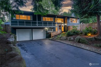 6032 NE 202nd St, Kenmore, WA 98028