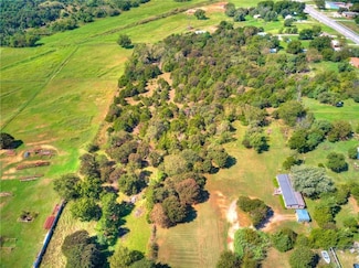 12512 NE 23rd St, Nicoma Park, OK 73066