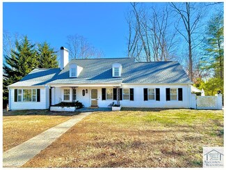 1015 Mulberry Rd, Martinsville, VA 24112