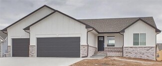 980 N Casado Ct, Goddard, KS 67052