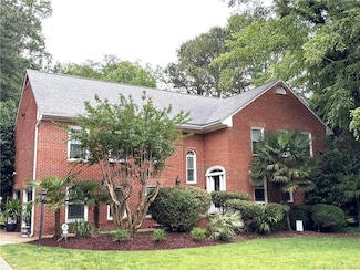 705 Marlbank Dr, Yorktown, VA 23692