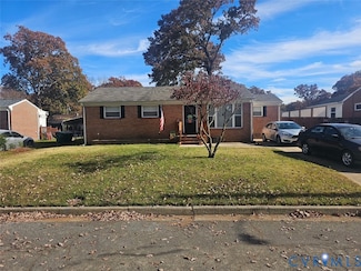 3111 Holly Ave, Colonial Heights, VA 23834