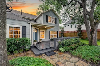 2120 Gostick St, Houston, TX 77008