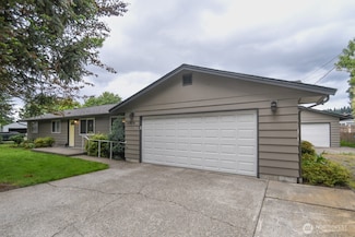 10819 57th St E, Puyallup, WA 98372