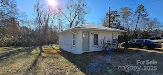 153 Saluda St, Chester, SC 29706