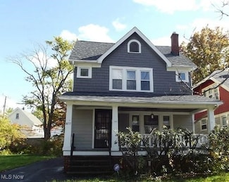 877 Nela View Rd, Cleveland, OH 44112