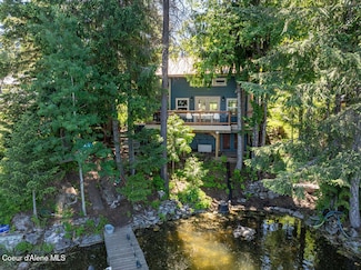 7547 W Channel Ln, Rathdrum, ID 83858