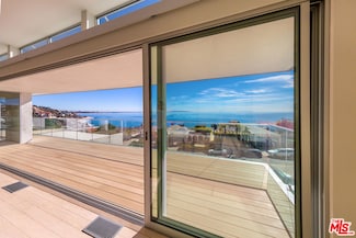 18223 Coastline Dr, Malibu, CA 90265