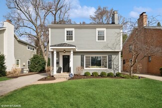 2032 Central Ave, Wilmette, IL 60091