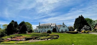 1 Clubview Ct, Greensboro, NC 27410