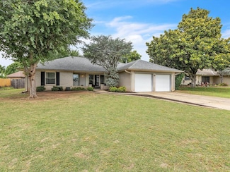 10717 Sunset Blvd, Oklahoma City, OK 73120
