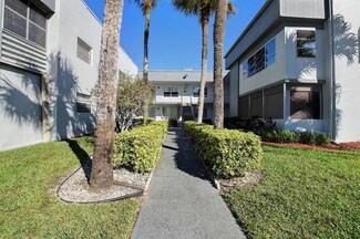 704 Burgundy St Unit O, Delray Beach, FL 33484