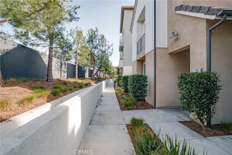 127 Stage, Irvine, CA 92618