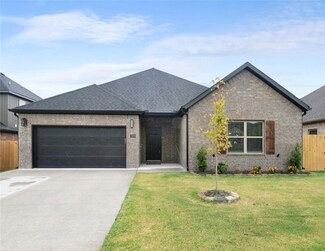 7105 SW High Meadow Blvd, Bentonville, AR 72712