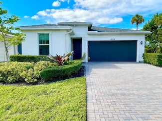 6716 Pointe of Woods Dr, West Palm Beach, FL 33413