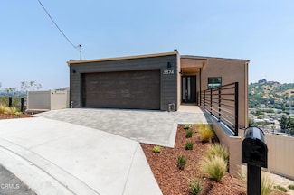 3874 W Point Dr, Los Angeles, CA 90065