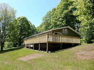 1014 Upper Quarry Rd, Newport, VT 05855