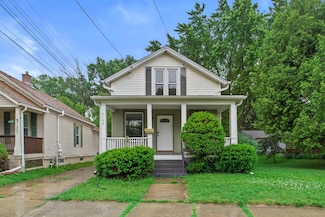 2109 Rupert Blvd, Racine, WI 53405