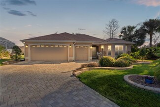 1801 Garza Place Unit 17, Lady Lake, FL 32159