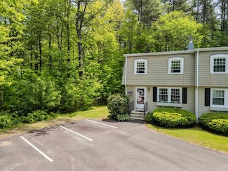 8 Pine Grove Rd, Exeter, NH 03833