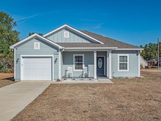 420 N Charles Willis Dr, Midway, FL 32343