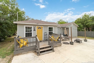 802 Poinsettia, San Antonio, TX 78202
