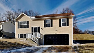 12413 Early Morning Dr, Florissant, MO 63033