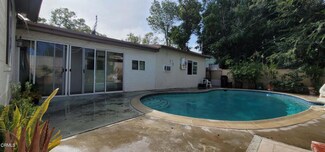 8215 Cantaloupe Ave, Panorama City, CA 91402
