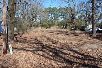 308 E 13th St, Hope, AR 71801