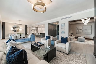 1130 3rd Ave S Unit 412, Naples, FL 34102