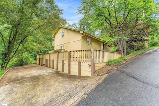 251 Cherokee Dr, Fair Play, SC 29643