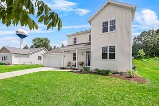 450 Highview Ln, Columbus, WI 53925