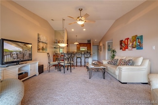 58 Jonathan Dr Unit 4B, Lake Ozark, MO 65049