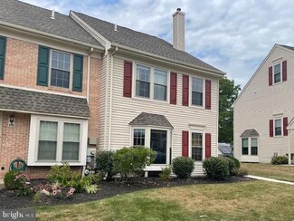 417 Maple Glen Cir, Pottstown, PA 19464