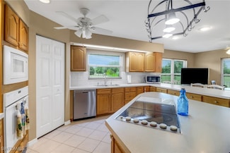 2800 Rustic Ln, North Fort Myers, FL 33917