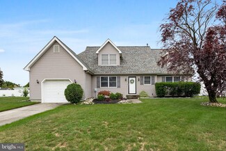 10 Lynn Dr, Burlington, NJ 08016