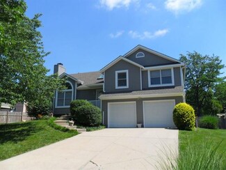 6706 W 156th Terrace, Overland Park, KS 66223