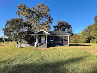 530 Walnut Hill Church Rd, Campobello, SC 29322