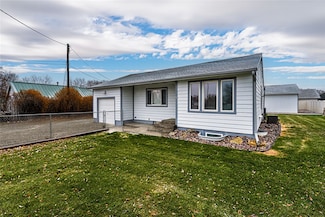 933 Bench Blvd, Billings, MT 59105