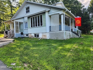 1451 S Main Rd, Mountain Top, PA 18707