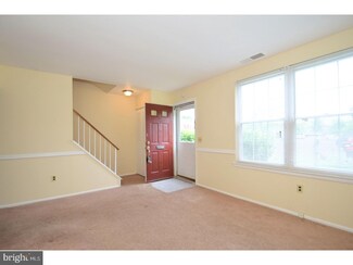 2520 Devonshire Ct, Lansdale, PA 19446