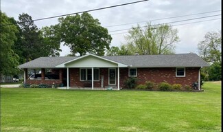 41 E Bland St, Benton, MO 63736