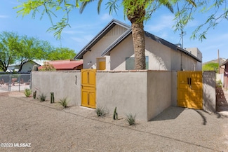 930 S 8th Ave, Tucson, AZ 85701