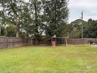 1620 Woodbridge Cir E, Foley, AL 36535