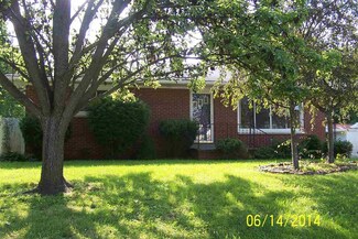 205 E North St, Owensville, IN 47665