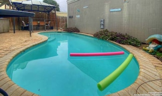 7614 Castle Green, San Antonio, TX 78218