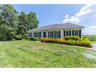4829 Wakema Rd, West Point, VA 23181